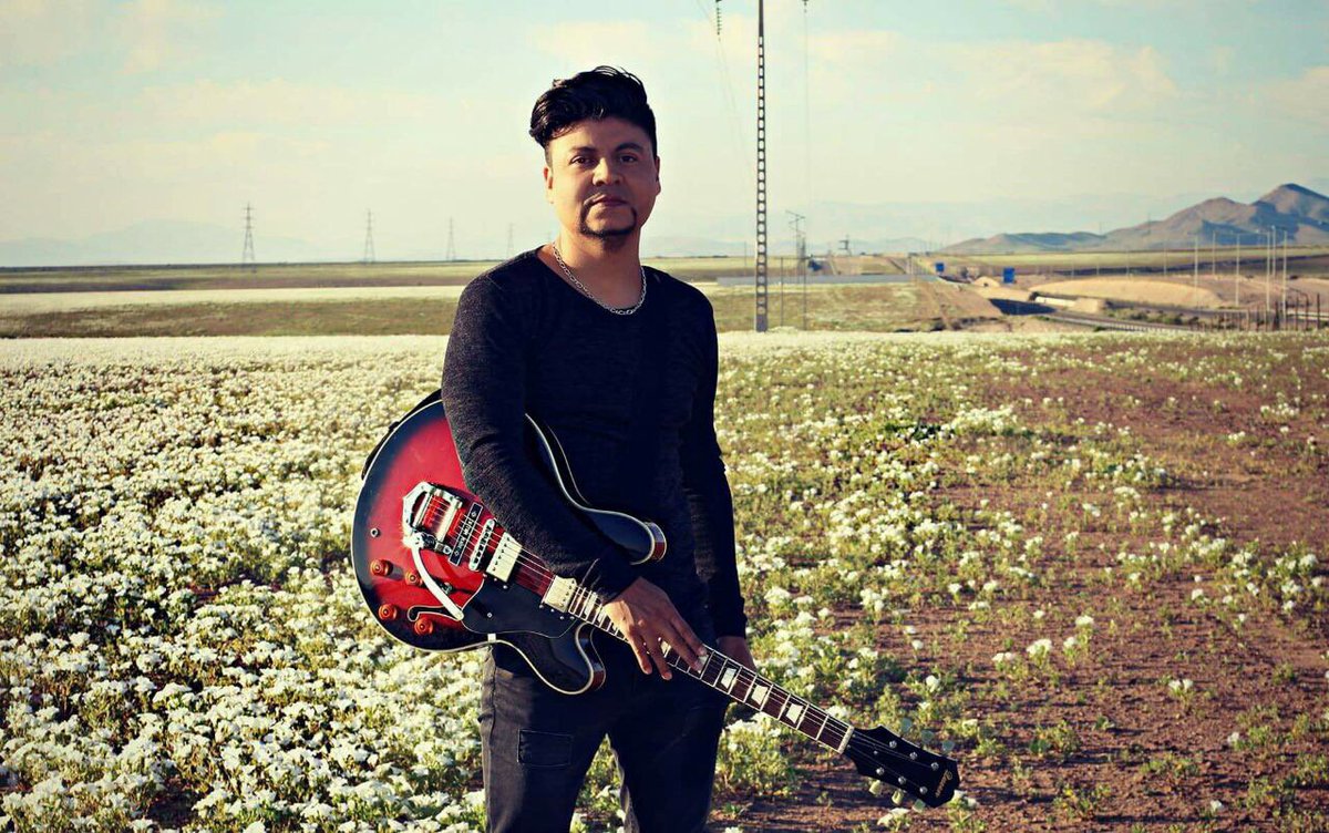 Jonatham García nos demuestra su versatilidad con "Bagaje" 🎧- #CHVMúsica 👉 bit.ly/2tFm8Fj