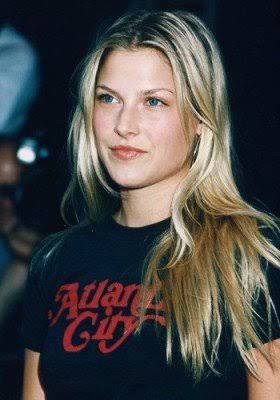 I don\t care how stylish something is if it doesn\t flatter me. Ali Larter
Happy Birthday Beautiful Mam 
