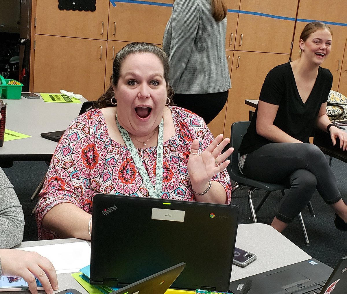 ShepTheTeach's tweet image. I ❤ teaching others cool technology tips! Our #Classflow #EachOneTeachOne went really well today! @MrsBalesScience even took pictures!! 😍 #WeAreRennell #CFISDSpirit