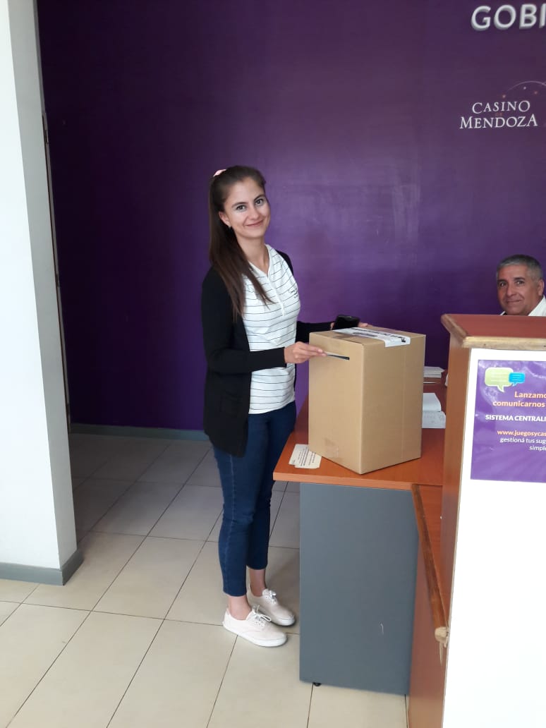 UPJCMoficial's tweet photo. Con la presencia de veedores de la Secretaria de Trabajo de la Nación se llevan adelante con total normalidad las elecciones generales del sindicato. Gran concurrencia de Trabajadores en las urnas. https://t.co/8HKC1zHYt6