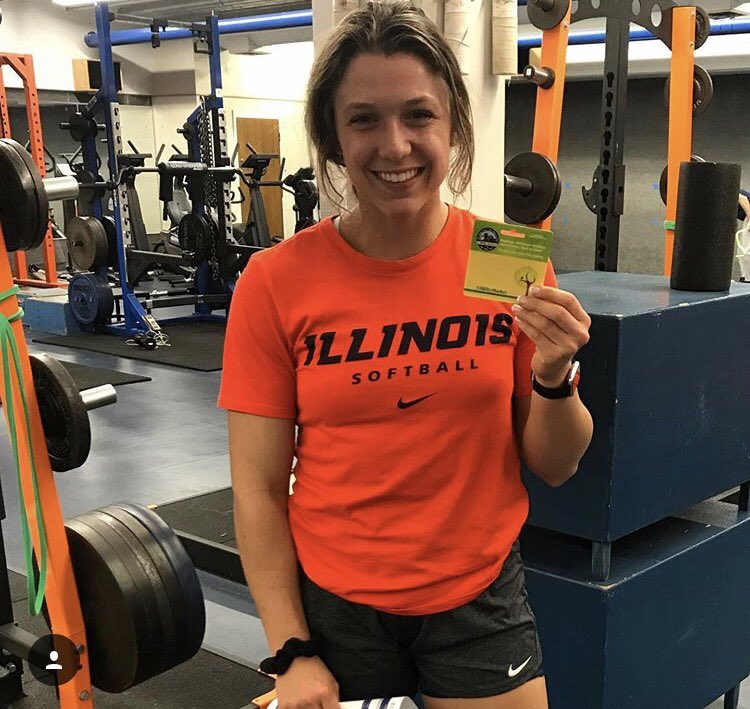 IlliniFuel's tweet photo. The last 3 week’s Illini Fuel Nutrition Quiz winners @ttaylor_edwards🥎, Josh Harris⚾️, and Kylie Noonan🤸‍♀️
  
Want to win a $25 county market gift card to help you purchase high quality fuel? ACE THE ILLINI FUEL QUIZ @VarsityRoom to enter the weekly drawing! 
#ExpertFuelers https://t.co/FDZeLVFCSU