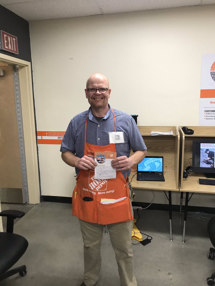 Thank you to ASM Wayne Hollis at 0132 Carrollton for your great engagement &amp; leadership in your store! @TammyCarter0132