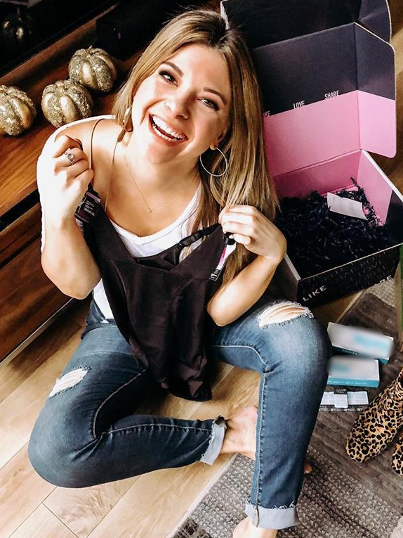Maidenform's tweet photo. Our Body Shaper is a favorite of @classycleanchic and we know it'll become one of yours too! Get yours here: https://t.co/7Mb89uFJiY
#Maidenform #MFxME #Mstyle #WhatToWearUnderThere #ad #repost https://t.co/5zx3eM2Ei6
