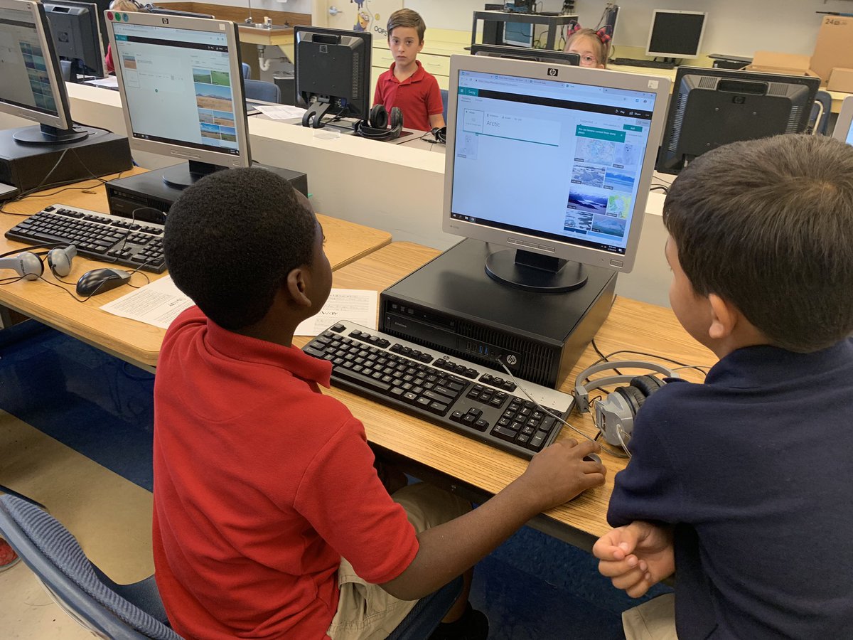 MichelleA_SPARK's tweet image. Ms. Parentela’s First Graders @OsceolaMagnet use @sway to show what they know about habitats! Little ones can do amazing things!  #DLDaySDIRC #TechInSDIRC @IT_SDIRC @IRCSchools