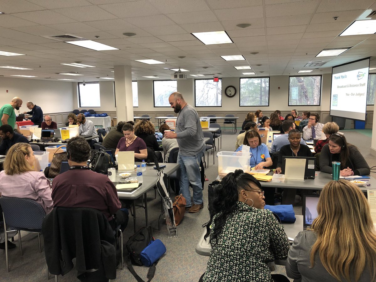 GCPSLibraries's tweet photo. The judging has begun at the Gwinnett Student Media Festival. How many @GCPSLibraries media specialists do you see? #gwinsmf #studentproducers @gcpstv https://t.co/K7xscasYZC