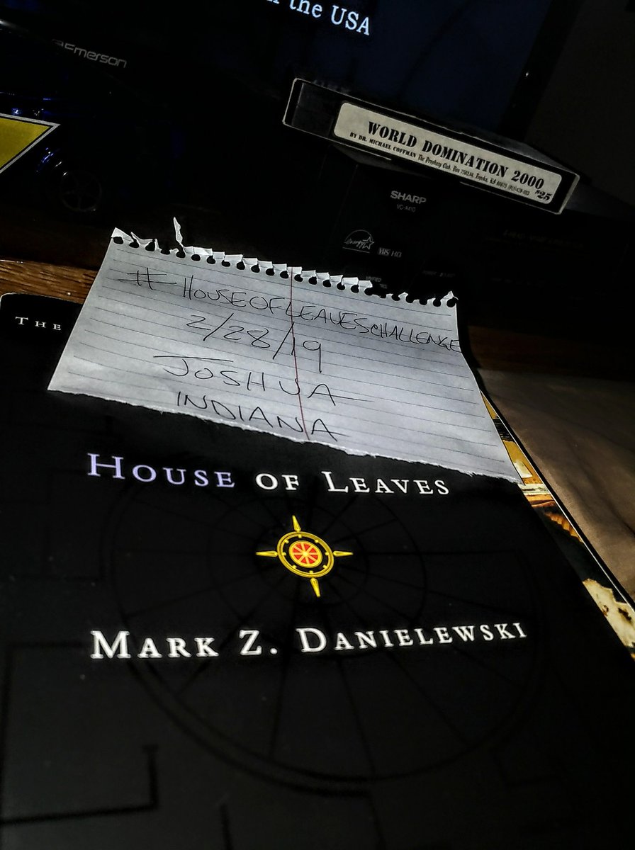 prodigalproblms's tweet photo. @NM_NickNocturne #HouseOfLeavesChallenge https://t.co/rsjr4R4fdE