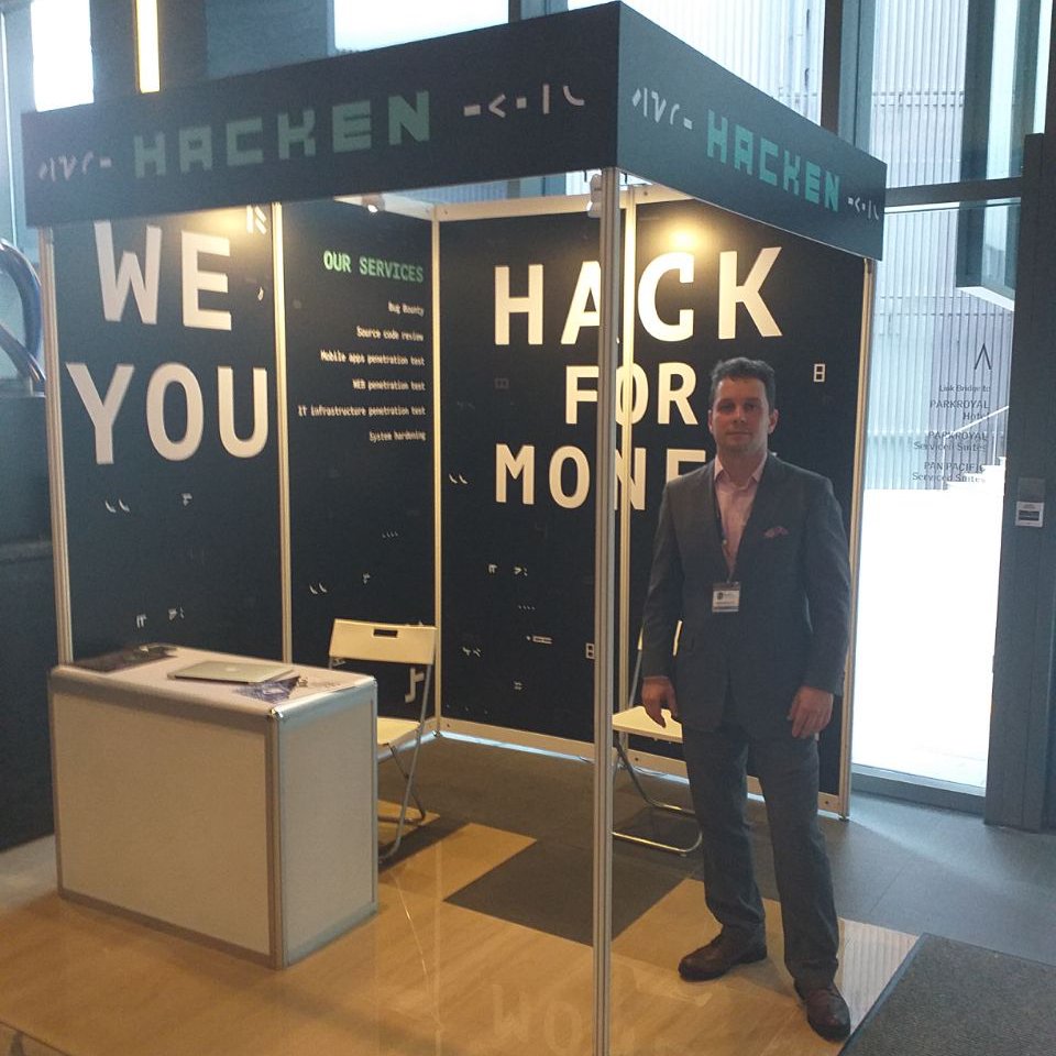 HackenProof's tweet photo. Our team is taking part in #DiCyFor
If you’re in Singapore feel free to DM us and book a meeting! https://t.co/DVaRtUzlIC