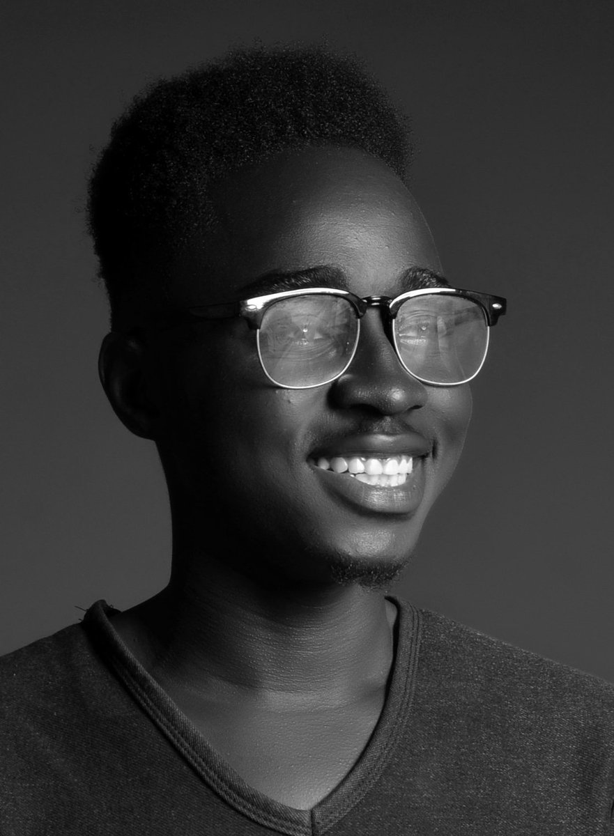 oshey_mahn's tweet photo. Hey guys! I'm Oshey, a Graphic Designer and Hip Hop artist. I'm available for commissions and bookings. Listen to my songs (https://t.co/cPnutd5gyx
Or
https://t.co/UtyQjNsMNu) 
I designed these too!!! 
Please RT, my customer may be on your TL https://t.co/Dsk8wNX4R1