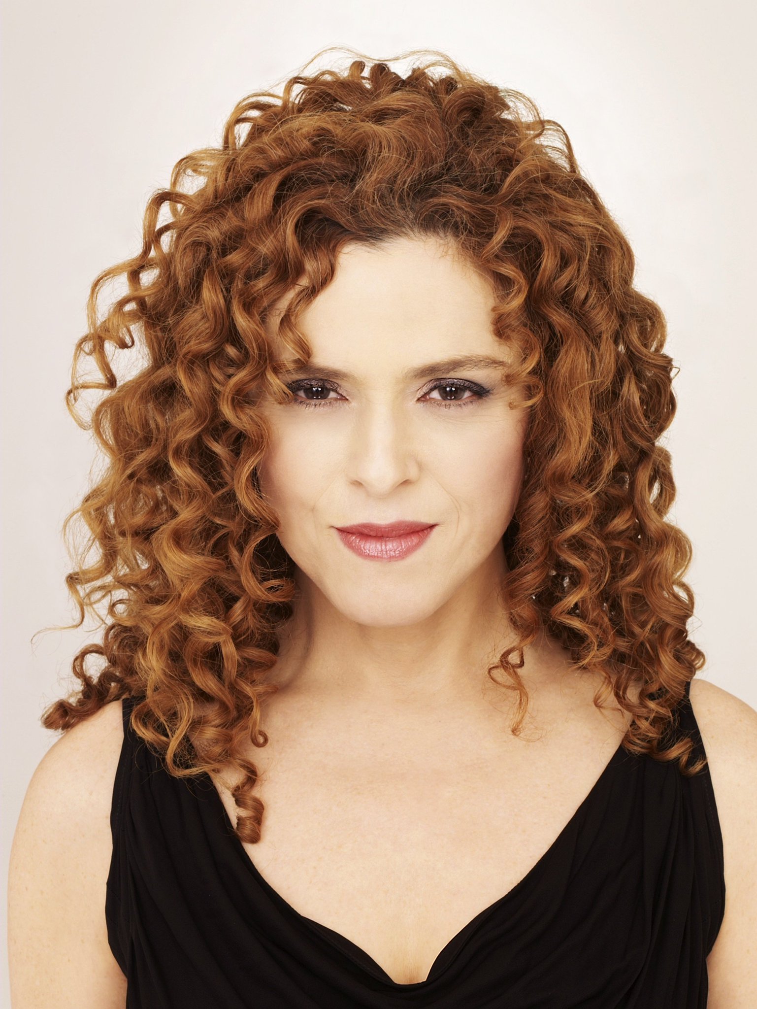 Happy Birthday Bernadette Peters  \68 winner for GEORGE M! 