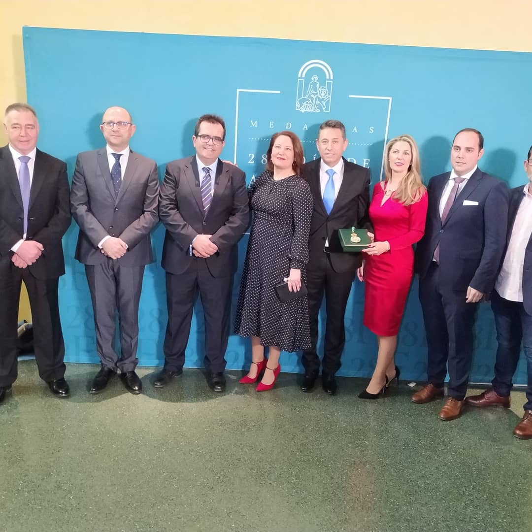 biosabor_agro's tweet photo. Esta mañana la @andaluciajunta hizo entrega de:
Las #Medallas de #Andalucía y los #Hijos #predilectos de #Andalucia

Francisco Belmonte @biosabor_agro https://t.co/NEch3vMZGi