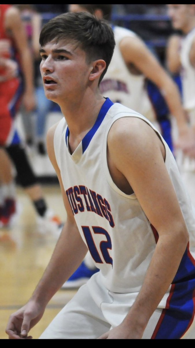 eastwoodfarms's tweet image. Game day for my guy. @tyson_eastwood #oklahomastatetournament #StriveForFive #oklahomahoops