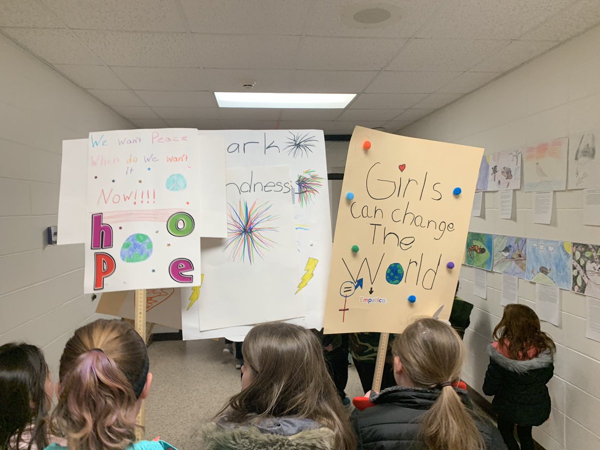 MichaelJDunlea's tweet image. What an amazing and uplifting experience to Walk for World Peace #peacesignsproject @Tabschools @tabernaclesun @NNSTOY @NJEA @JenWilliamsEdu @CollinsNBCT @NewJerseyDOE @DrLRepollet @Glennr1809 @DrPatersonTES @barrykid1 #TigerStrong #KindnessMatters @TeachSDGs @zelfstudie