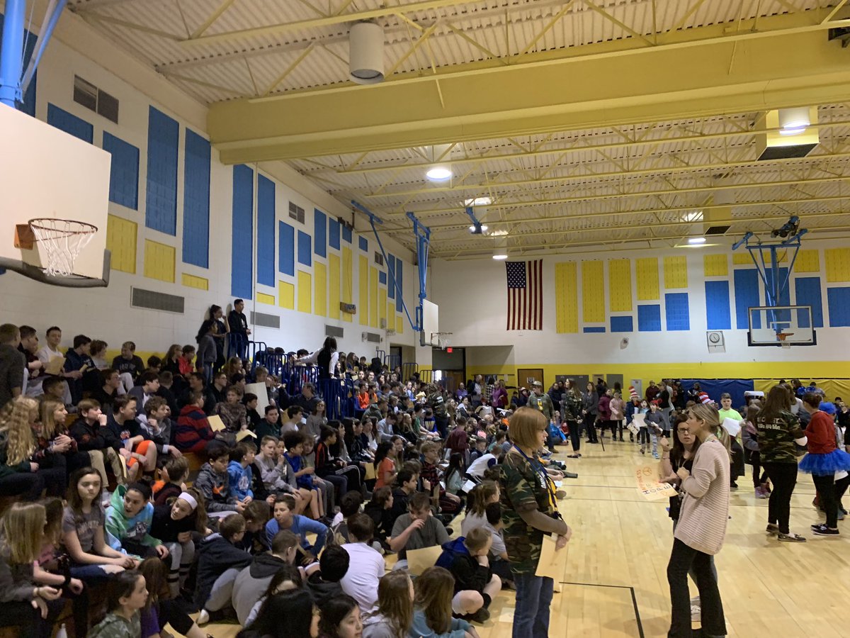 MichaelJDunlea's tweet image. What an amazing and uplifting experience to Walk for World Peace #peacesignsproject @Tabschools @tabernaclesun @NNSTOY @NJEA @JenWilliamsEdu @CollinsNBCT @NewJerseyDOE @DrLRepollet @Glennr1809 @DrPatersonTES @barrykid1 #TigerStrong #KindnessMatters @TeachSDGs @zelfstudie