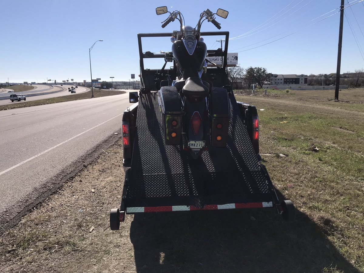 UpTransport's tweet photo. Pick up Motorcycle Transport provides affordable safe motorcycle transport to and from dealership, mechanic or if your motorcycle malfunction on the side of road. Give us a call  (254) 307-4121  . https://t.co/kDXNJHkHPK