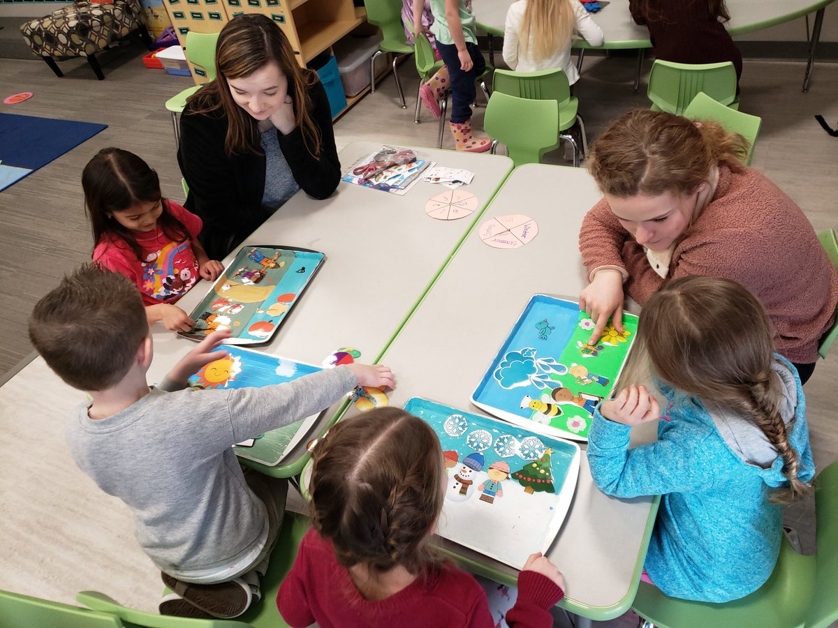 MaizeECC's tweet image. Our friends from @MAVSFACS came over and had so many awesome games for us to play! #playandlearning #greatonacoldday  #onema1ze