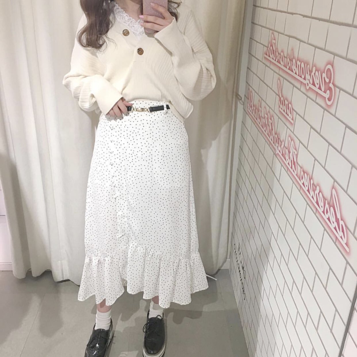 Heather En Twitter New Arrival スタッフに大人気の新作を紹介 細かいドットが今年らしいスカートは 女の子らしいシルエットが可愛い クルミボタンドットスカート 5 400 T Co Xftzmmxc2u T Co Fspuzjhmk9 Twitter