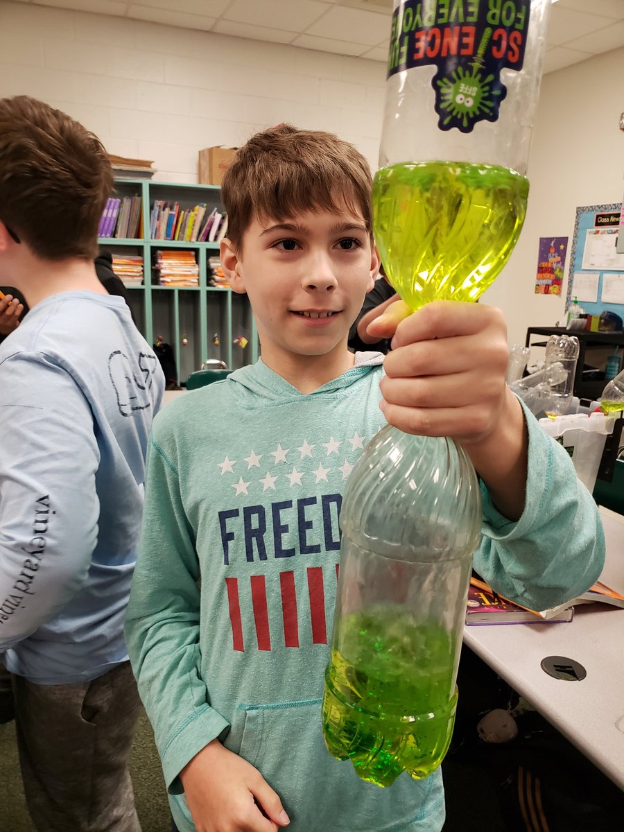 5thGradePLE's tweet photo. Experimenting with weather instruments during our in-school field trip. #nojofamily #PLGreenHornets #sciencefunforeveryone https://t.co/KiD2P4kLAD
