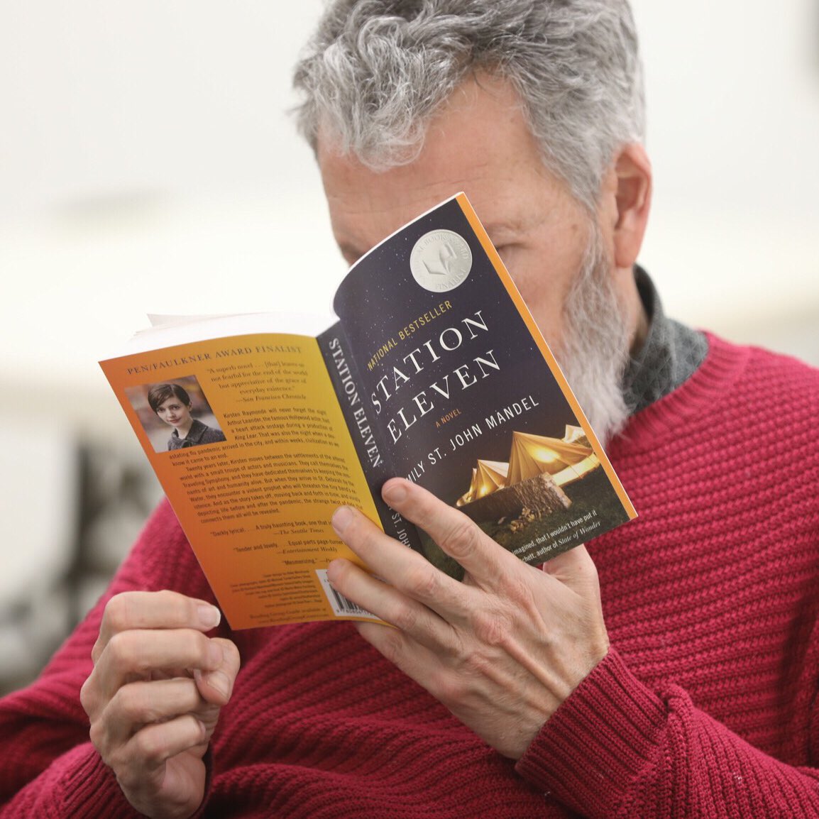 Our #BigReadJC Kick Off Celebration is tonight! Join us at 6:00pm City Hall Council Chambers, in celebrating the featured novel, Station Eleven, and kick off a month-long series of events, performances, workshops and more!  jerseycityculture.org/nea-big-read/