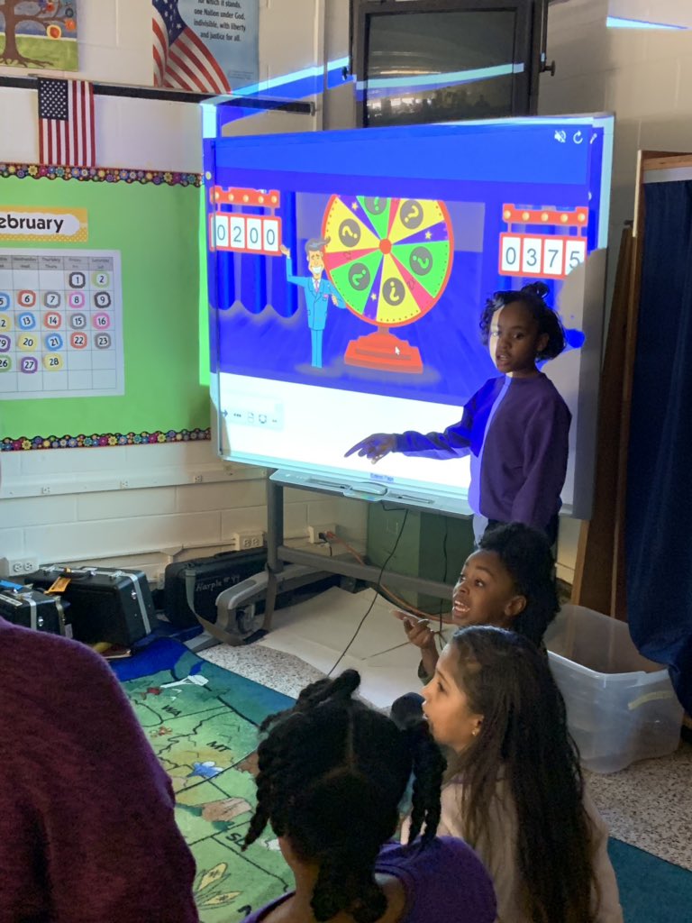 mspearl4life's tweet image. My #FisherFlamingos are loving their game show VA Studies review for #DLDAY @RPS_Schools @PfisterITRT @RVAITRTs