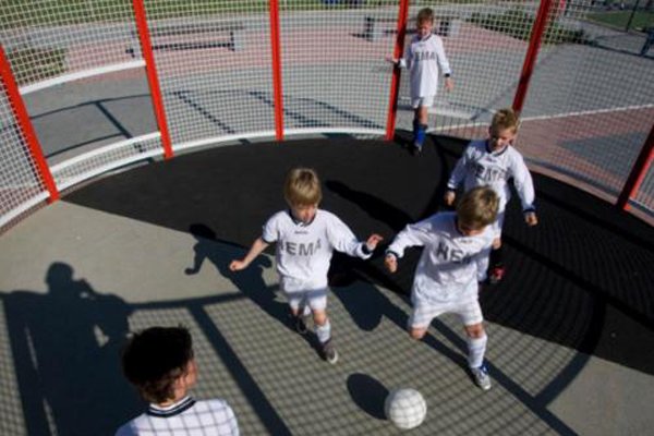 nocnsf's tweet image. Veel aandacht voor sport in lokale coalitieakkoorden: lokale politiek onderkent belang van sport nocnsf.nl/nieuws/corpora…