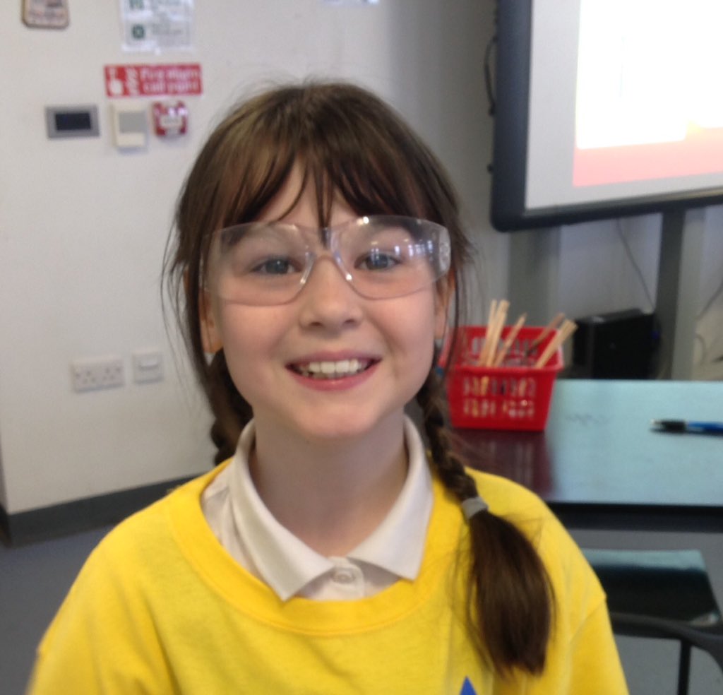 Holytrinityrc's tweet photo. 🔥🔥 Y5 really enjoyed the Science lesson at @BTRCCinfo on the Dynamic Day. #science #bunsenburners #dynamicday 🔥🔥 https://t.co/PjLfe9kQPZ