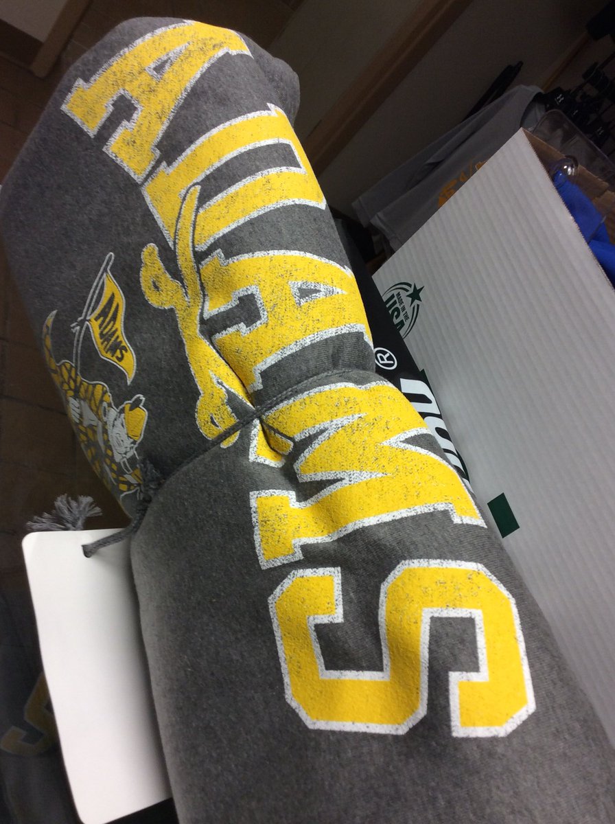 Amble Inn tweet media