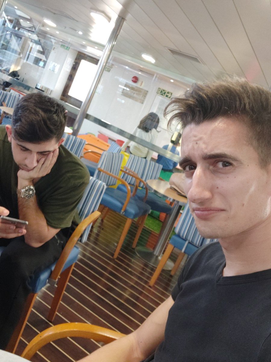 AlzinaF's tweet photo. Duim 5h dins es barco.
No pueeedo más 😩 https://t.co/dwTw82kHCM