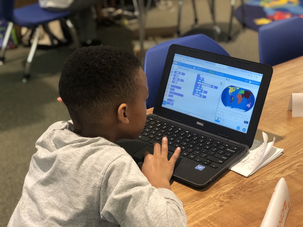 TechWithMatt's tweet photo. Happy #DigitalLearningDay I started my day off working with @gaeslibrary and #2ndGrade students on @scratch and continents! I also worked with #4thGrade and @BookCreatorApp which was a blast! @GaeScubs #GlenAllenES #LifeReady #ESinnovate @OfficialDLDay #DLDay @hcpslib https://t.co/zuntlwxQwy