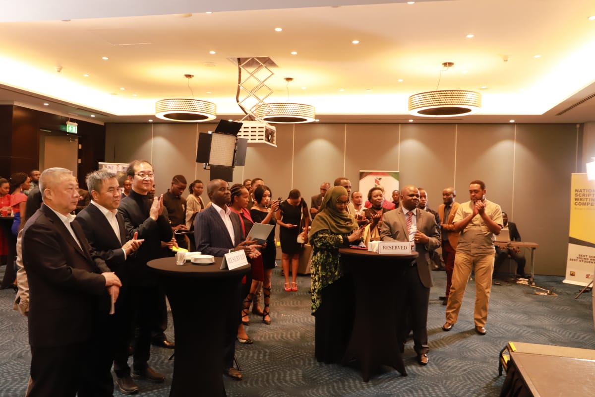 tuvibe's tweet image. All our students that graduated from the Kenya Film School have jobs #BestScriptKe