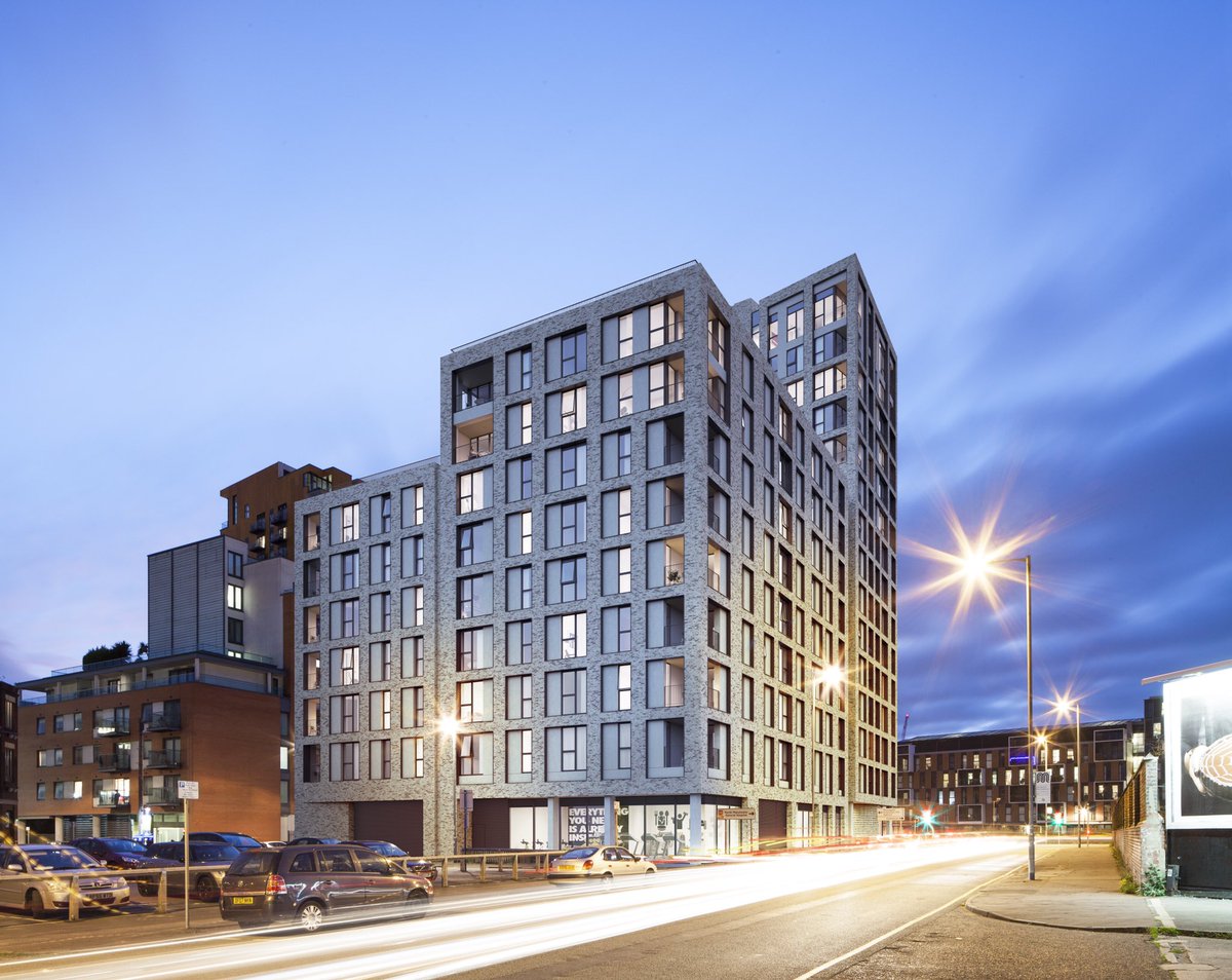 I was looking for ideas on a new project and came across some old work.... manchester magic hour😎