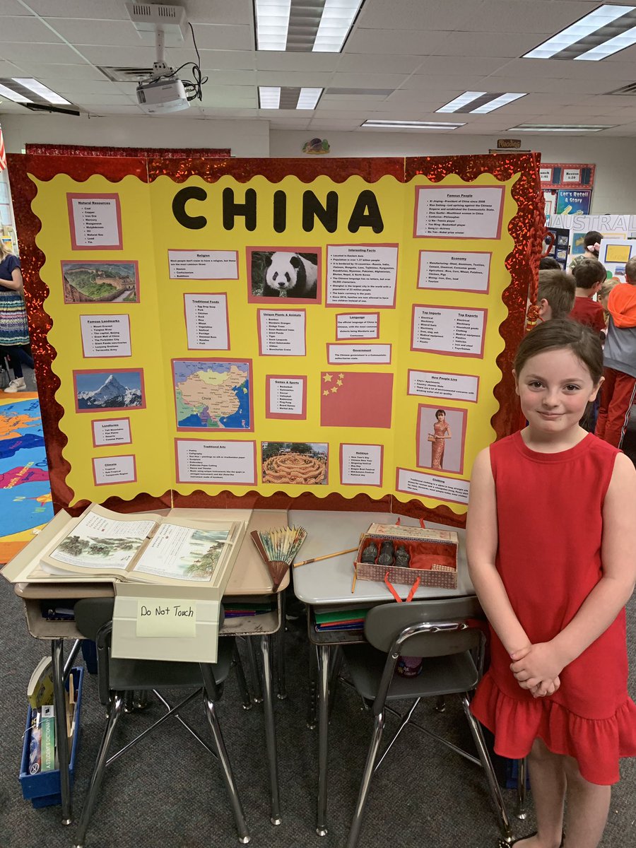 saguarosin2nd's tweet image. So much fun to see these former second graders rocking it in 3rd grade at their international reading fair! #PUEGlobal @krbiles @PleasantUnionYR