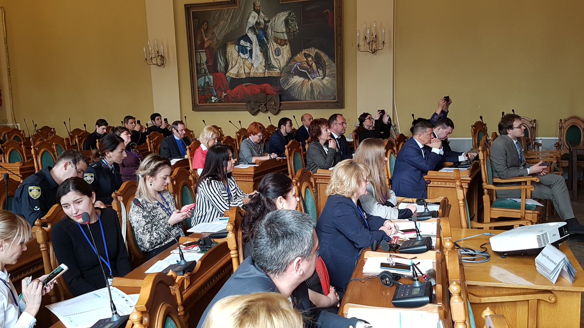 RomaAllianceCoE's tweet photo. This week the Ukrainian Alliance of Cities and Regions for Roma Inclusion, the European Alliance's local network of mayors in Ukraine, met for its second official meeting to address the attacks against Roma in Ukraine in 2018 🇪🇺🇺🇦
#Roma #Ukraine

https://t.co/zUU6x2cbXI https://t.co/K3WIXCoM1d
