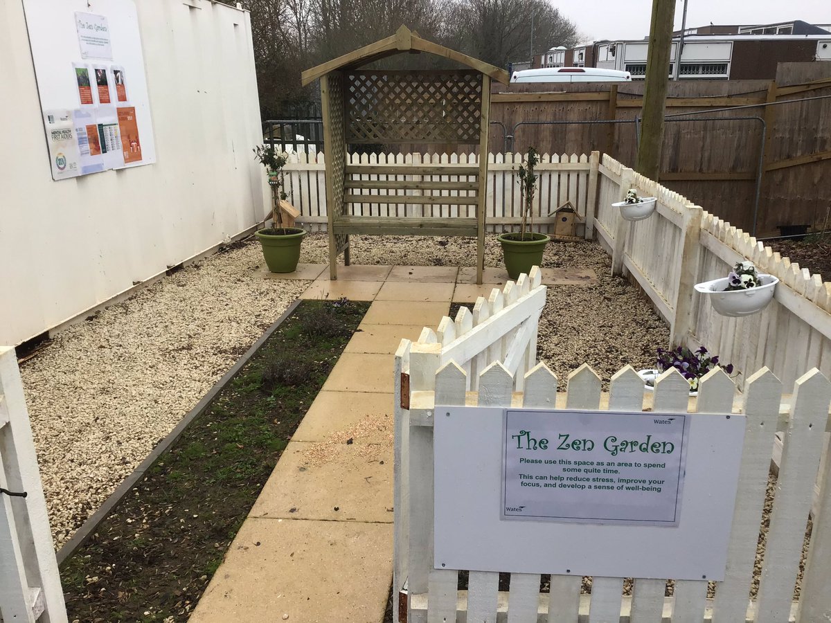 SukyKaur6's tweet photo. #Wellbeing #MentalHealthMatters #mentalhealthatwork Murray Park team going that step further #consistentlybetter https://t.co/riK16GyUB8