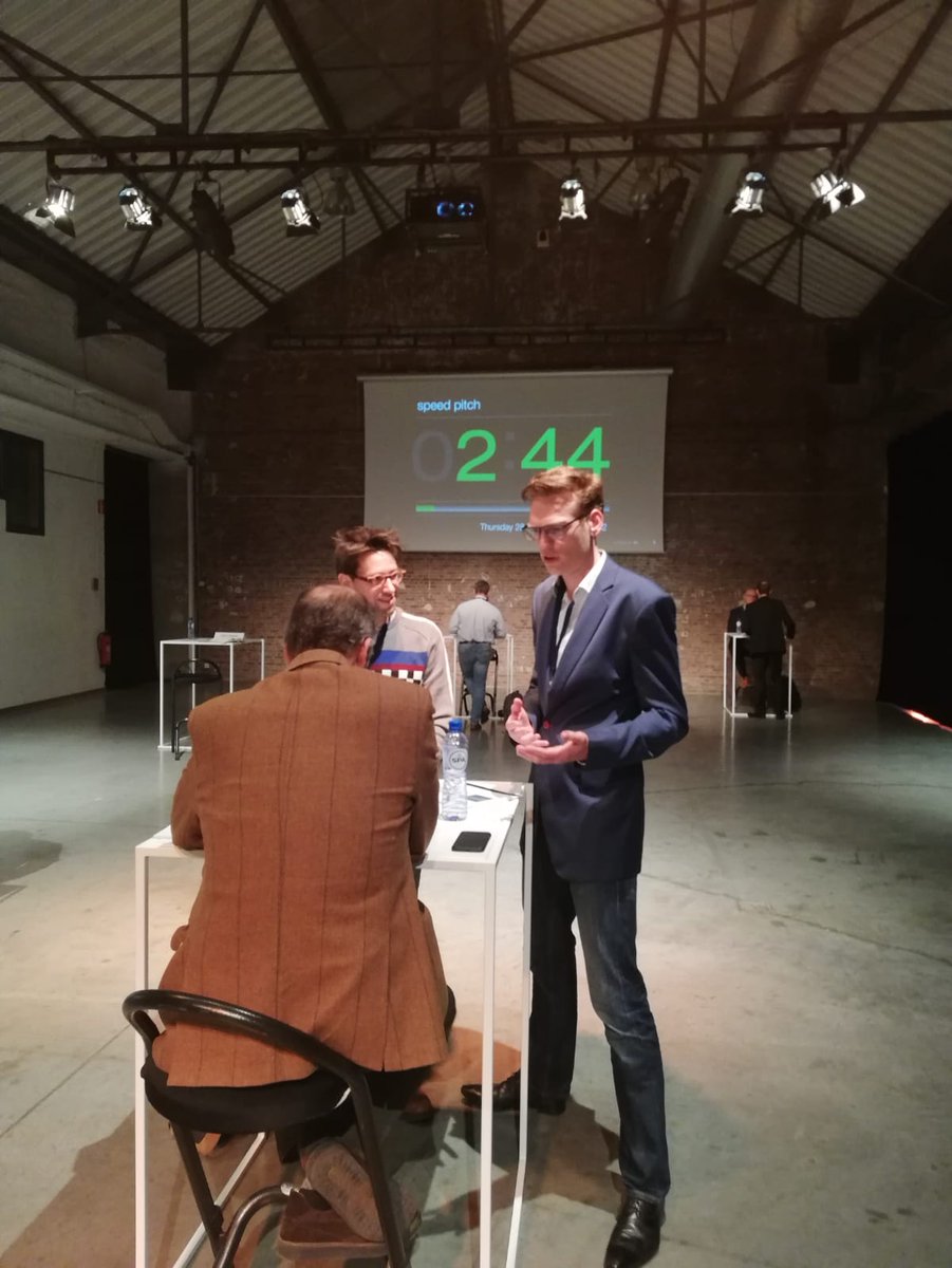 StartupsBe's tweet photo. Last round of pitches featuring #fandation, #Nakama, #hackages
#ArtAssistant, #Nextbook, https://t.co/8Cp4wjTDJF, #Accurat https://t.co/Nq4tbau0oh