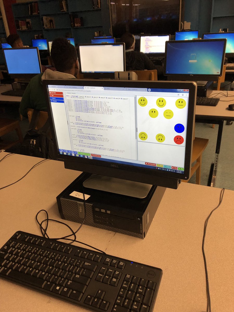 BsTechBuzz's tweet photo. Broadmoor High Coding! Our students are learning amazing things in Ms Dickerson’s class. #DLDay #EBRDLDay #officialDLDay #EbrEdtech https://t.co/b8qdfgujSS