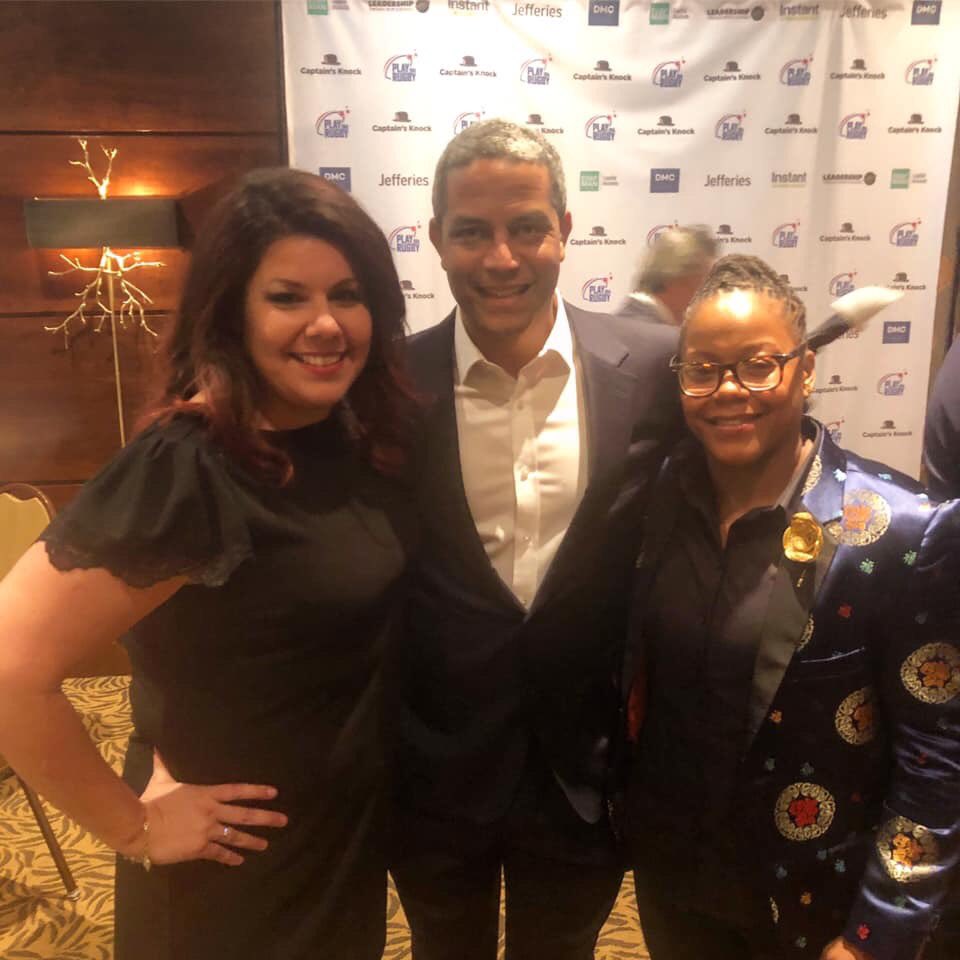 LaraofLarchmont tweet media