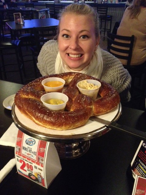 DDBarAndGrill's tweet photo. Nothing like a good pick-me-up to get us through Thursday
.
.
.
#MtClemensMI #Events https://t.co/gNaFbQPDZL