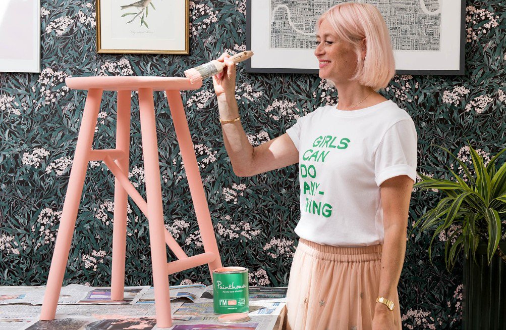 mypainthouse's tweet photo. Brighten up your wardrobe &amp; your home with fantastic #floralprints &amp; block colour. Get the look thanks to fab styling advice from @DressingRoom1 &amp; our cool interior tips! #SS19 *Featuring @pinkhousechats painting in Ida from our Brights Colour Capsule https://t.co/wDwqr1n07g https://t.co/qmh9VIANCA