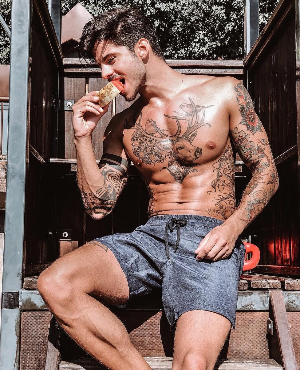 morftpride's tweet image. || 𝕊𝔼 𝔹𝕌𝕊ℂ𝔸 || 

𝙼𝙰𝚂 𝙸𝙽𝙵𝙾𝚁𝙼𝙰𝙲𝙸𝙾𝙽 𝙿𝙾𝚁 𝙳𝙼.

¿Rt para ayudar?