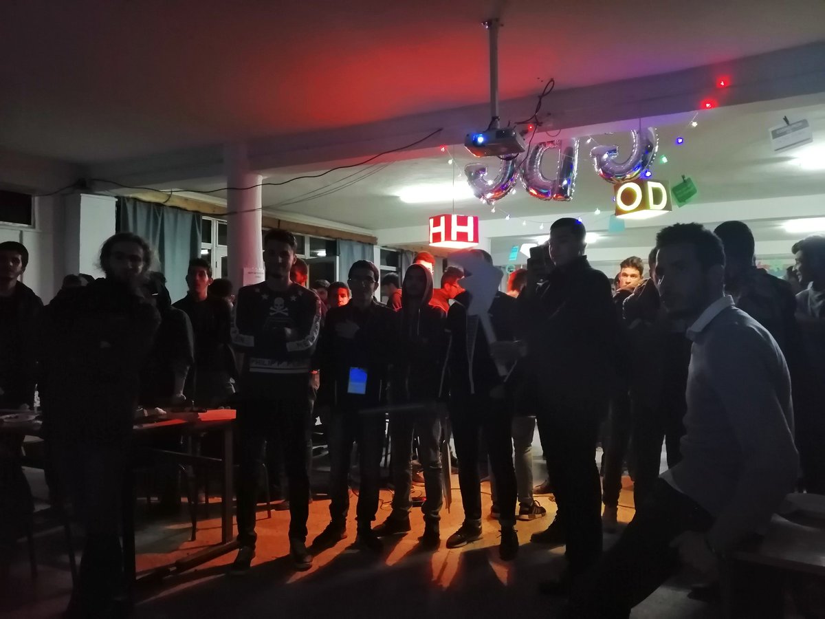 GDG_Algiers's tweet image. And now the qualifications round of Hashcode has come to an end! congratulations to our winner team "CodeBreak" 🎉 and good luck to the other teams in next year's edition ✨
#HashCodeGDGAlgiersHub
#Hashcode2019 #HashCode