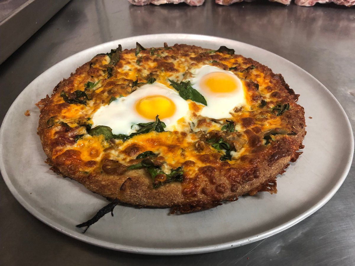 TheJointYYJ's tweet photo. It’s eggcellent day for pizza...#pizza #yyj #breakfast https://t.co/75VKxd83pT