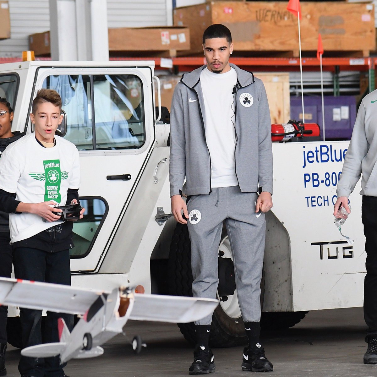 celtics's tweet photo. Our Rookie Flight Crew put their model airplanes to the test today at the @jetblue Hangar. 🛩 #CelticsAssist https://t.co/F7hov5uN8j