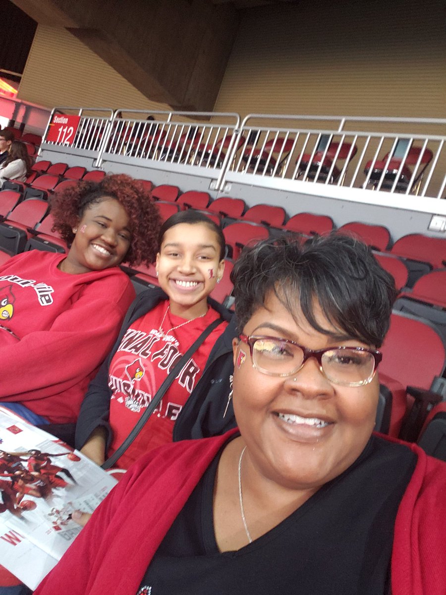 Ready for senior night!
#L1C4
#ULWBB