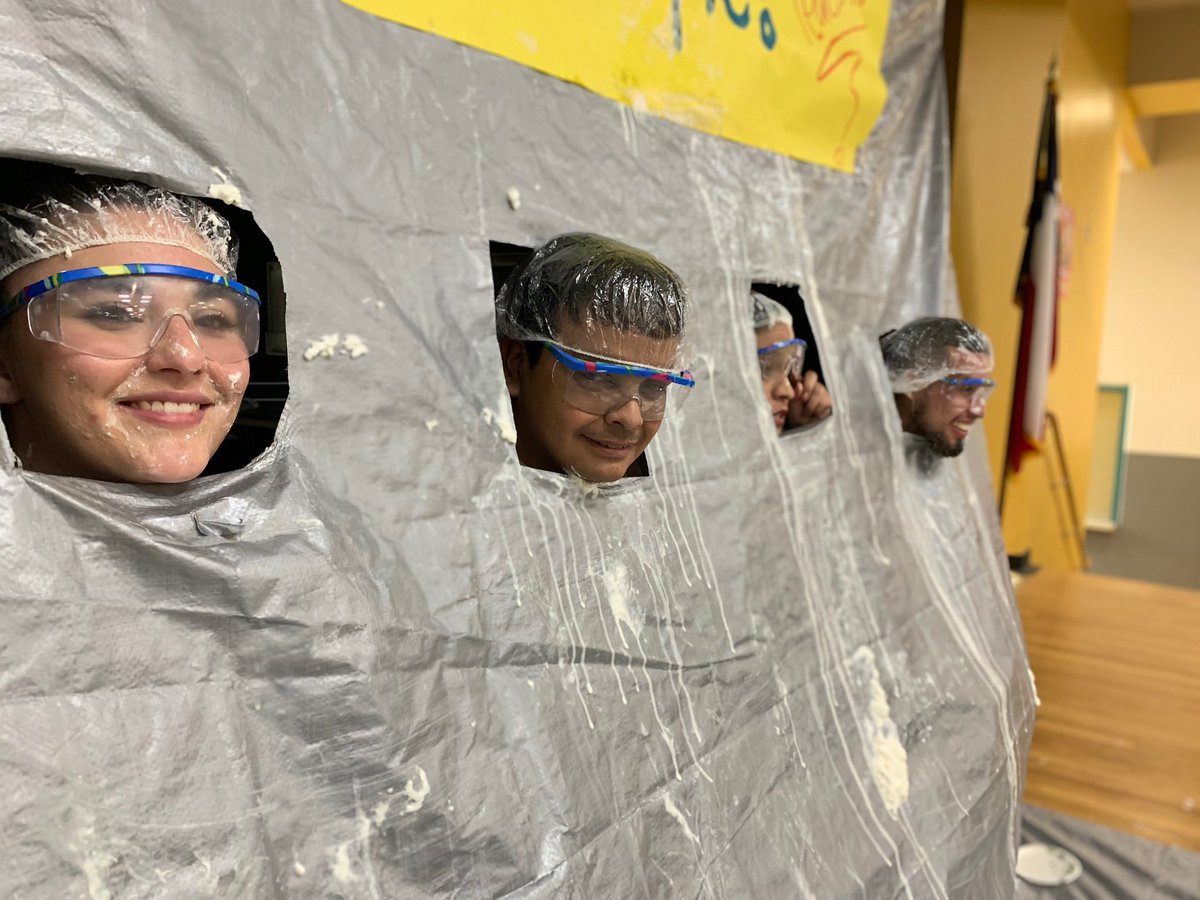 sandoval11Teach's tweet photo. @ParklandMS students get revenge on teachers for only $1! 💴 #teachingmadeFUN #YISD https://t.co/rLaOI3So1I