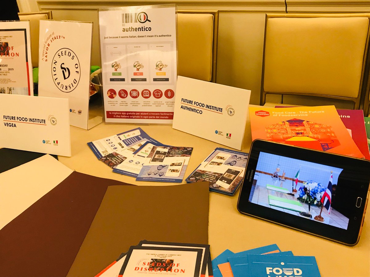 Iaccw_La's tweet photo. Food innovation and #SeedsofDisruption with the #FutureFoodInstitute #RenewalMill #NimaSensors #Faceto #AlchemistLab
@TasteTrue
at Savor Italy https://t.co/8ykQWiAx9E