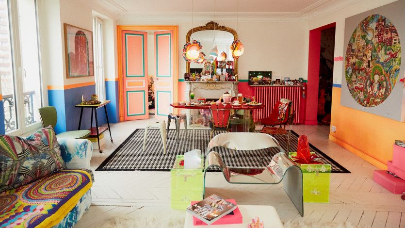 Coveteur's tweet photo. Inside @im_manisharora's colorful Parisian apartment: https://t.co/idIxCTZtPh https://t.co/5TGajzry67