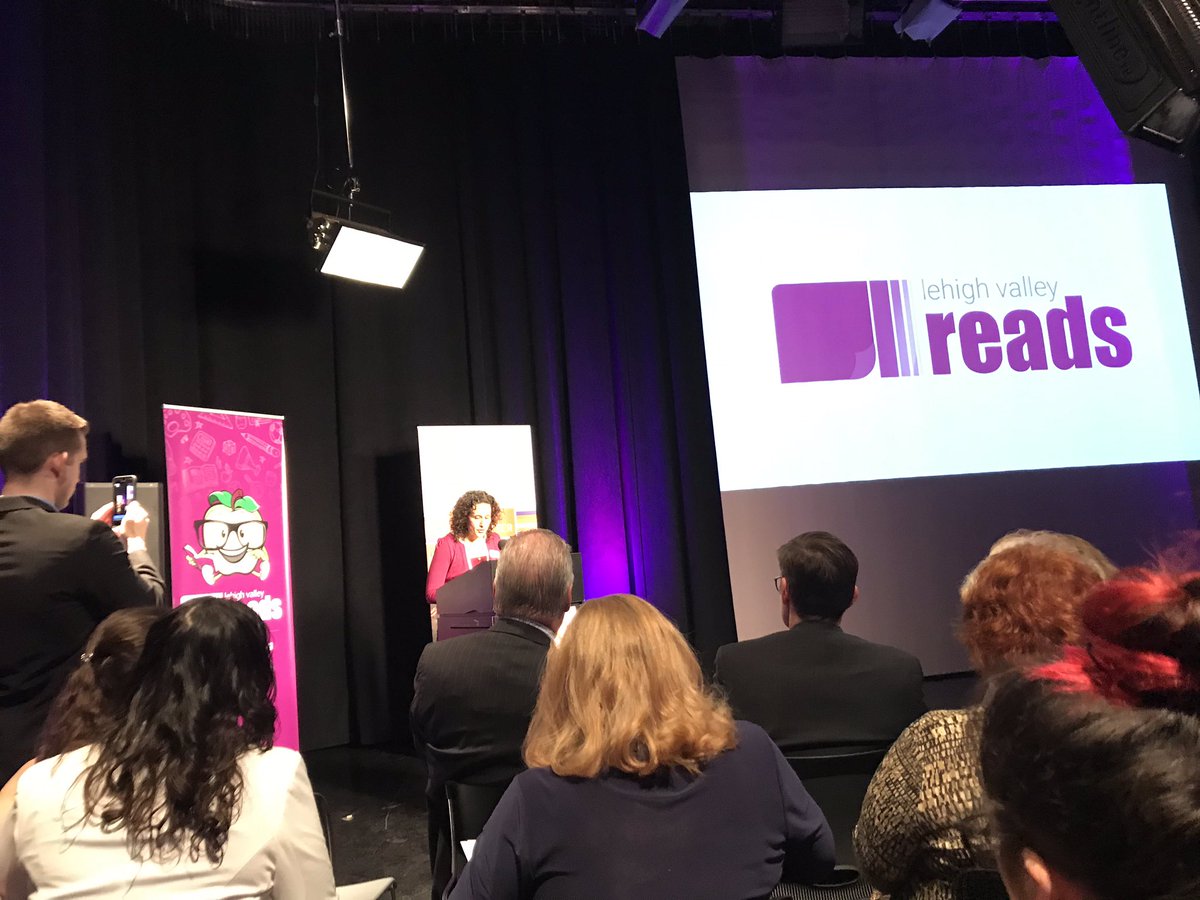ASDCentralCIS's tweet photo. #LVReads kickoff. We are headed up! https://t.co/sLzxUtECbH