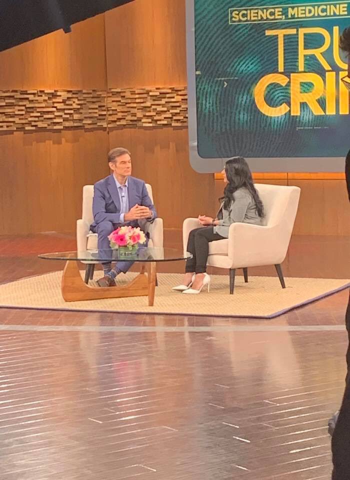 ShyimaHallNews's tweet photo. On March 7 @3:00pm @DrOz  @ShyimaHallNews #Endhumantrafficking  #stophumantrafficking 
#Takeastand #answeringquestions  #ifyouseesomethingsaysomething
#hiddengirlshyimahall  #shyimahallhiddengirl 
1 (888) 373-7888 NationalHumanTraffickingHotline https://t.co/SDDyNFZFfV