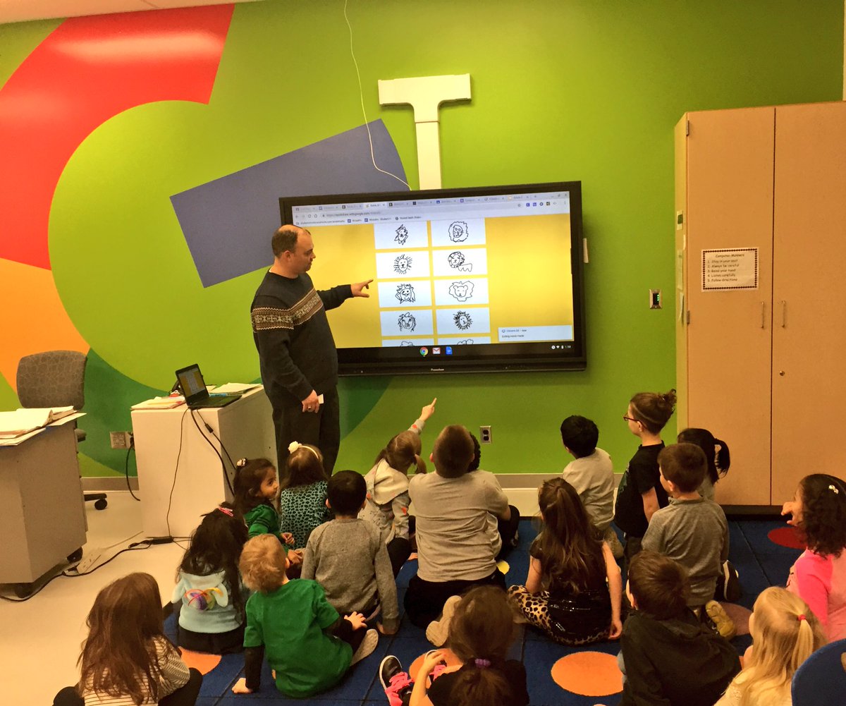 JustinAglio's tweet photo. Happening NOW: #AI @ExpWithGoogle with Kindergarten @MontourSD w/ @barier68 &amp; @MES_CompSci! #MontourProud #ArtificialIntelligence #FutureReady #DigitalLearningDay #MoonshotsEdu https://t.co/mRZAKxU5hz