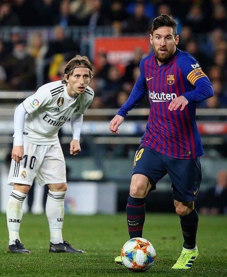 Todos somos Modric cuando juega Lionel Messi 😍🎩